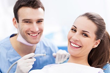 Uniformes para Dentistas | Vestuario Sanitario | GM7 Uniformes